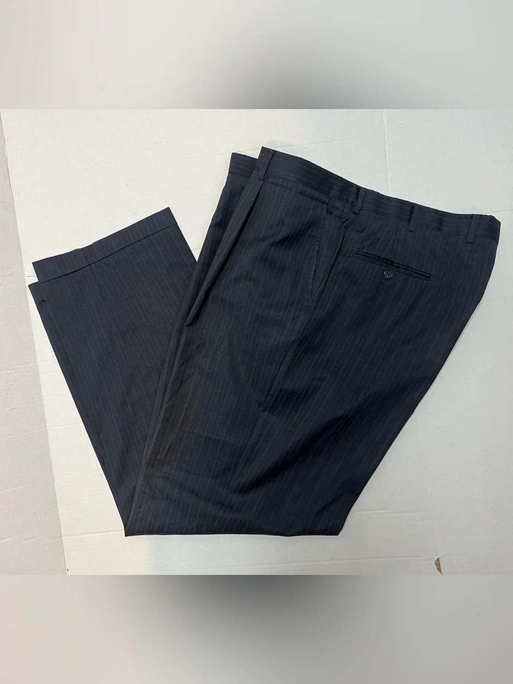 Hart Schaffner Marx Men's 48L Blazer 42x33 Pants Navy Blue Pinstripe Suit